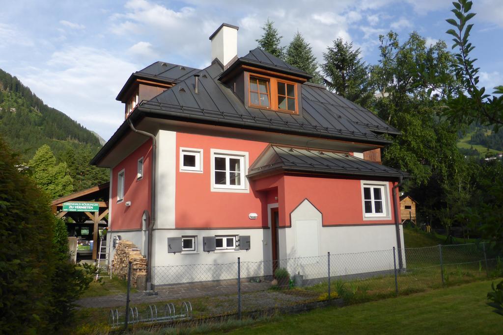 Villa Schnuck - Das Rote Ferienhaus Bad Gastein Luaran gambar