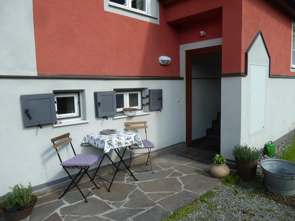 Villa Schnuck - Das Rote Ferienhaus Bad Gastein Bilik gambar