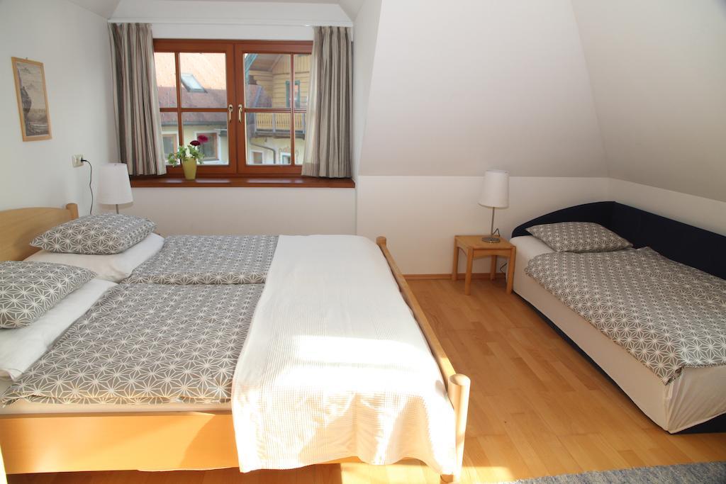 Villa Schnuck - Das Rote Ferienhaus Bad Gastein Bilik gambar