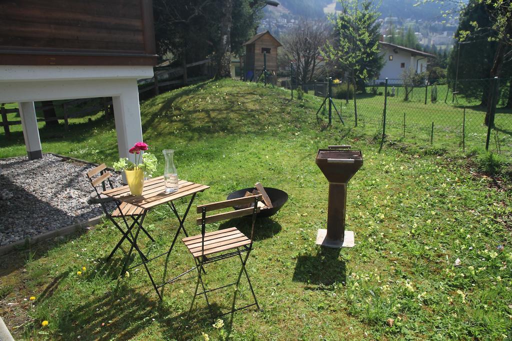Villa Schnuck - Das Rote Ferienhaus Bad Gastein Luaran gambar